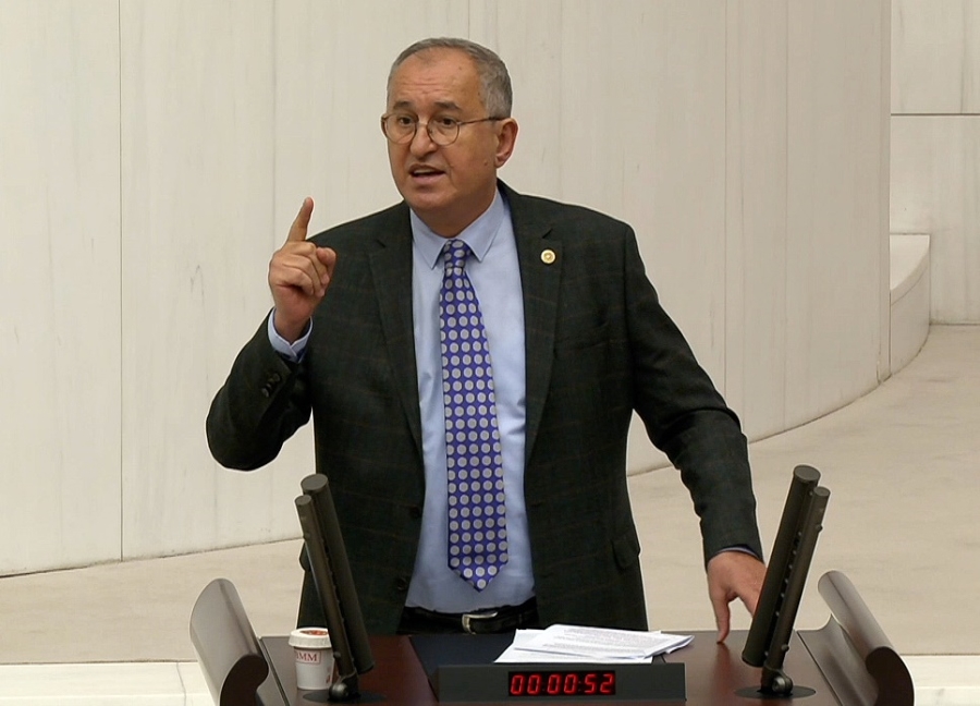 Milyon dolarlık bürokrat!