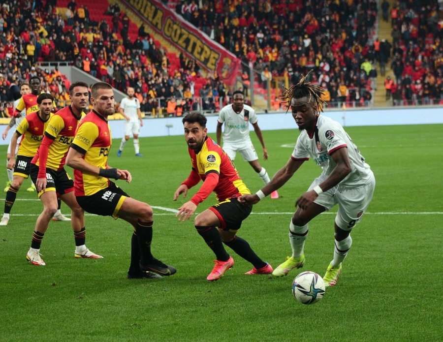 Göztepe-Boluspor maçında 