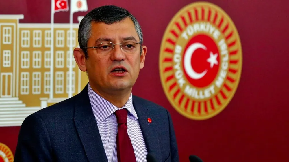 Özgür Özel adaylığını resmen ilan etti