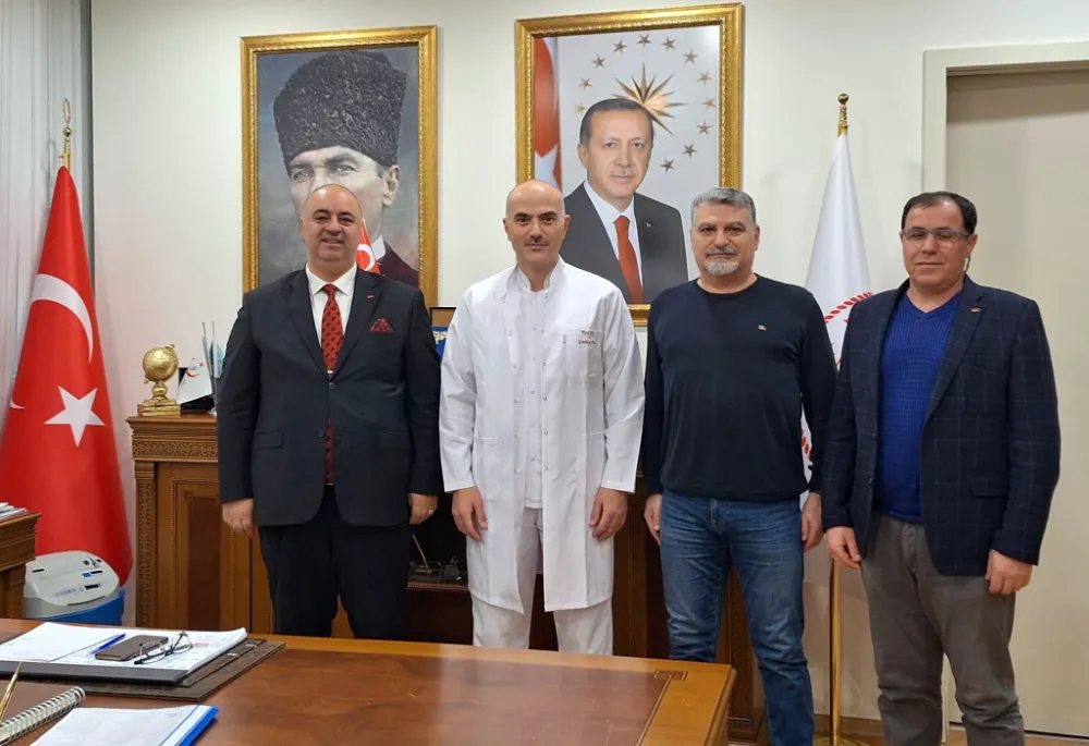YGD’li gazeteciler Başhekim Prof. Dr. Gürhan Baş’ı ziyaret etti