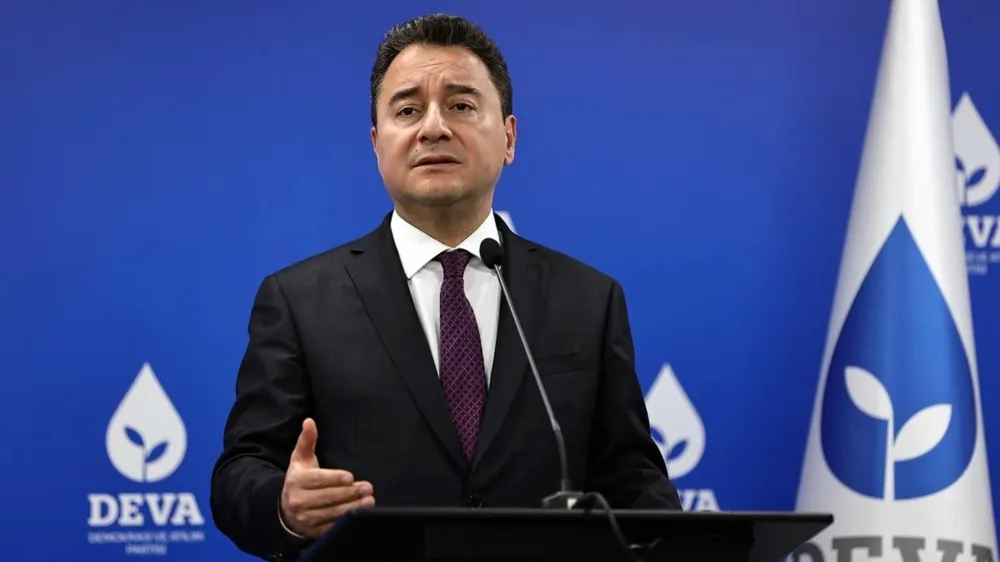 Küçük ortağın AYM’yi yok etme fikri gerçek oldu