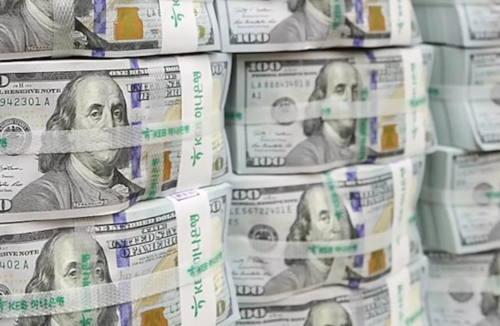 Cari açık ocakta 2,56 milyar dolar oldu