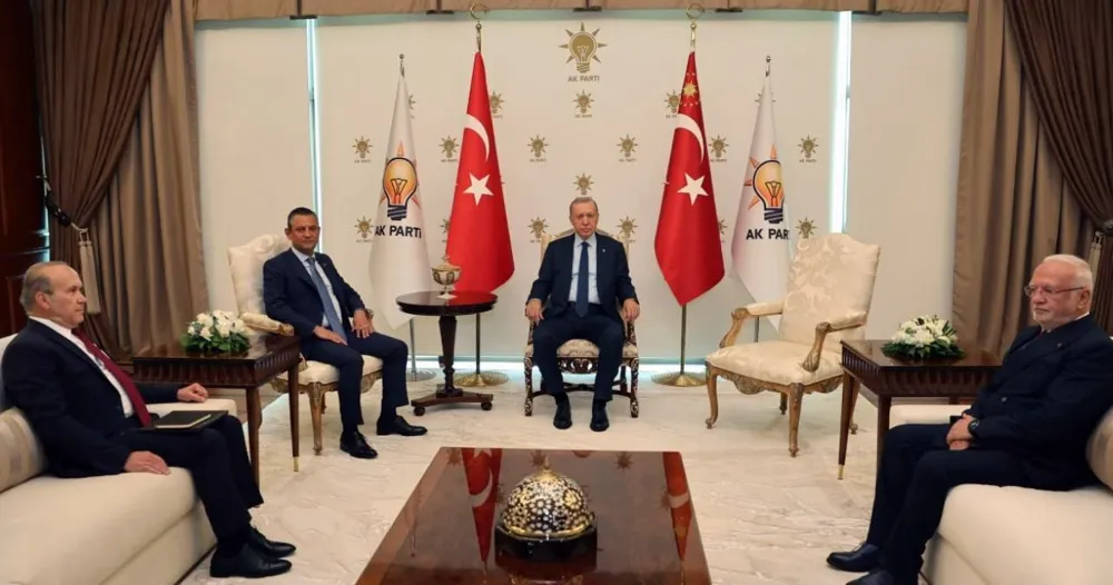 Erdoğan elini bir kez daha CHP’nin içine sokmak istiyor