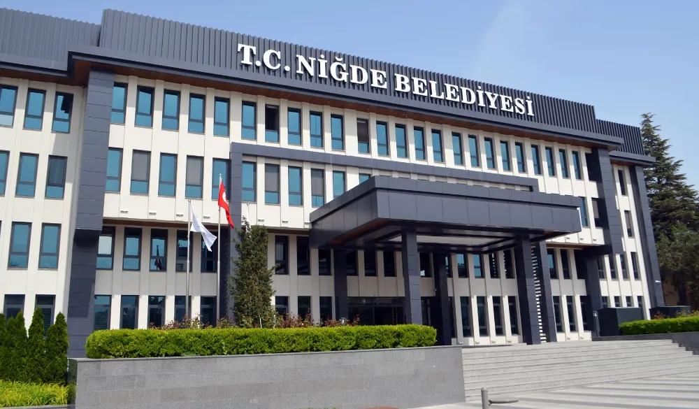 Niğde’de toplu taşıma ve taksi ücretlerine büyük zam