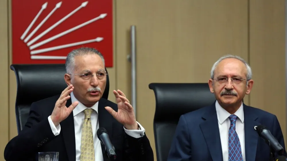 Ekmeleddin İhsanoğlu 