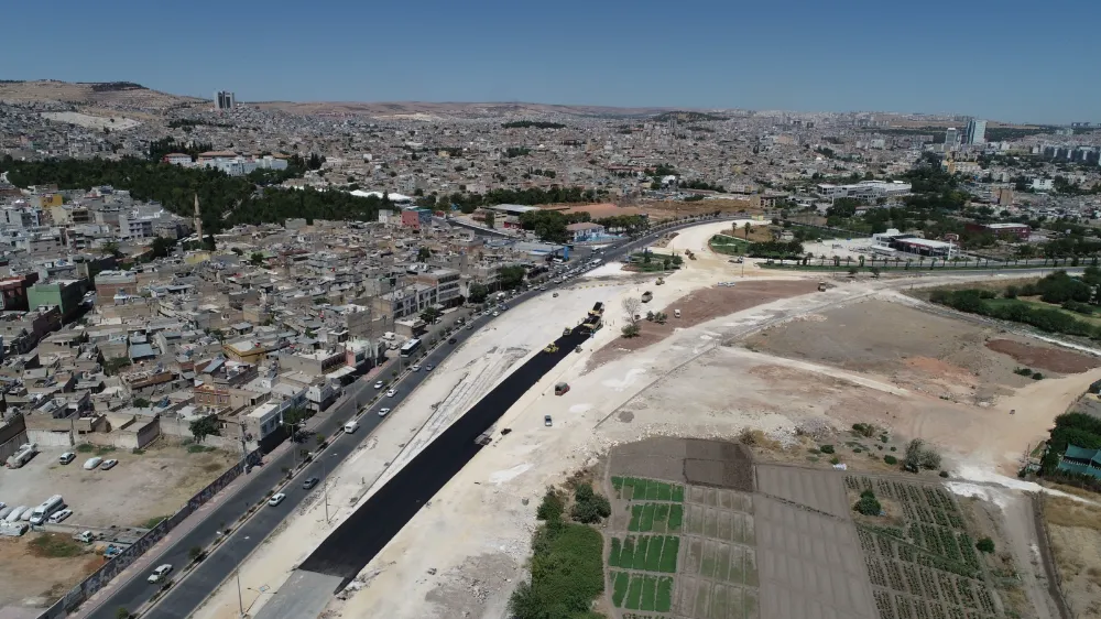 3 Suriyeli 17 yaşındaki kıza inşaatta tecavüz etti