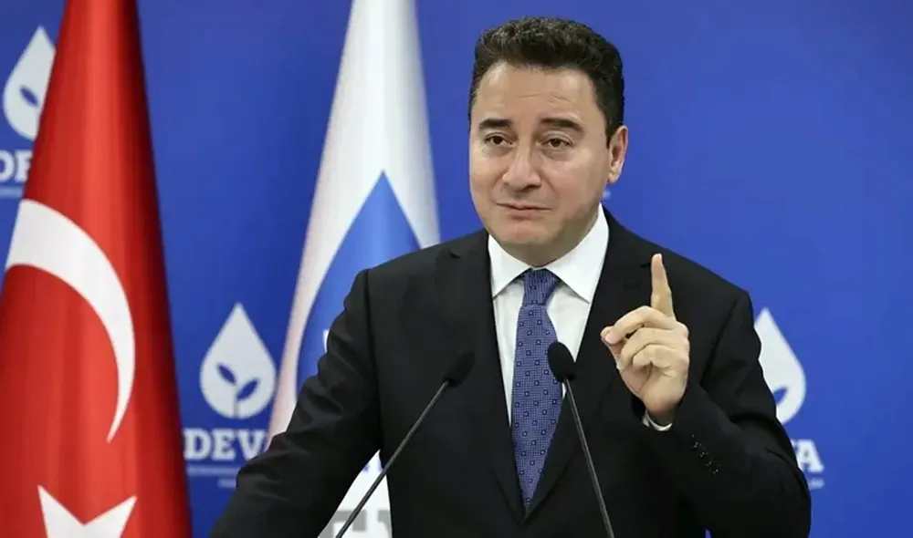 Güç gösterisi yapmak itibarı artırmaz, kötü yönetimi gösterir