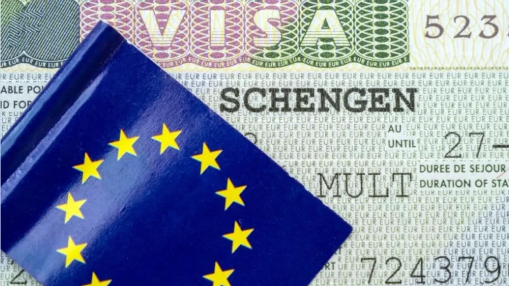 AB, Ermenistan ile vizesiz seyahat görüşmelerine başladı