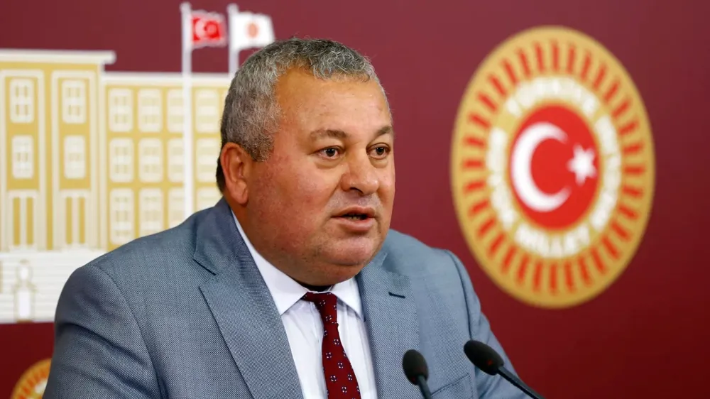 Piyasalar kapandıktan sonra atılan tweet borsayı nasıl etkiler?