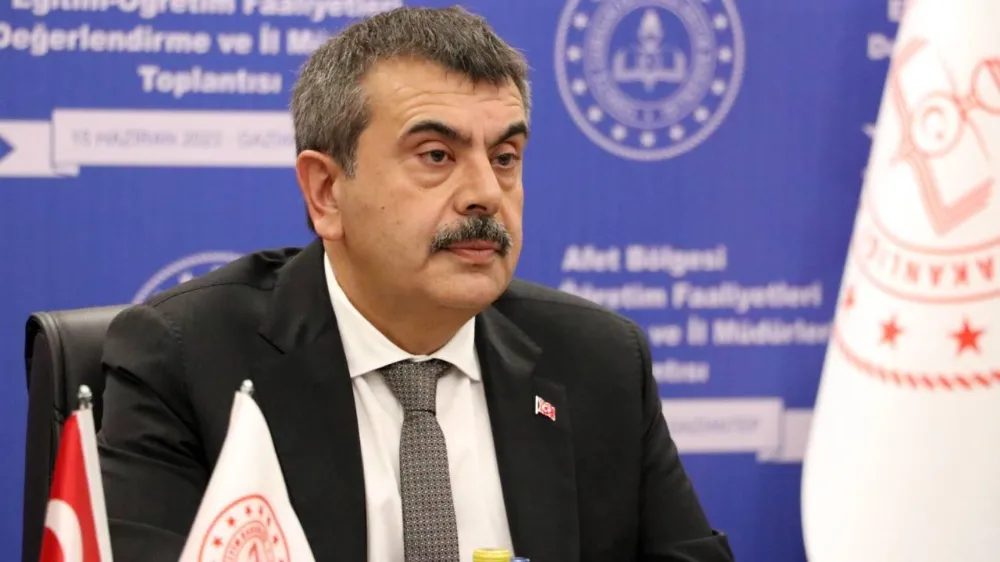 Yaz tatili süresi 20 gün kadar kısaltılacak