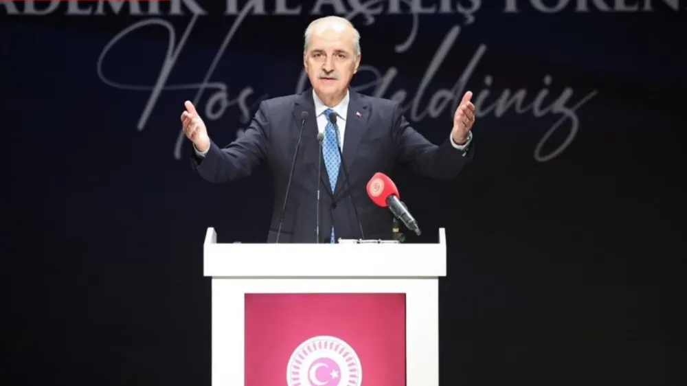 Meclis Başkanı Kurtulmuş, Kürtçe şiir okudu