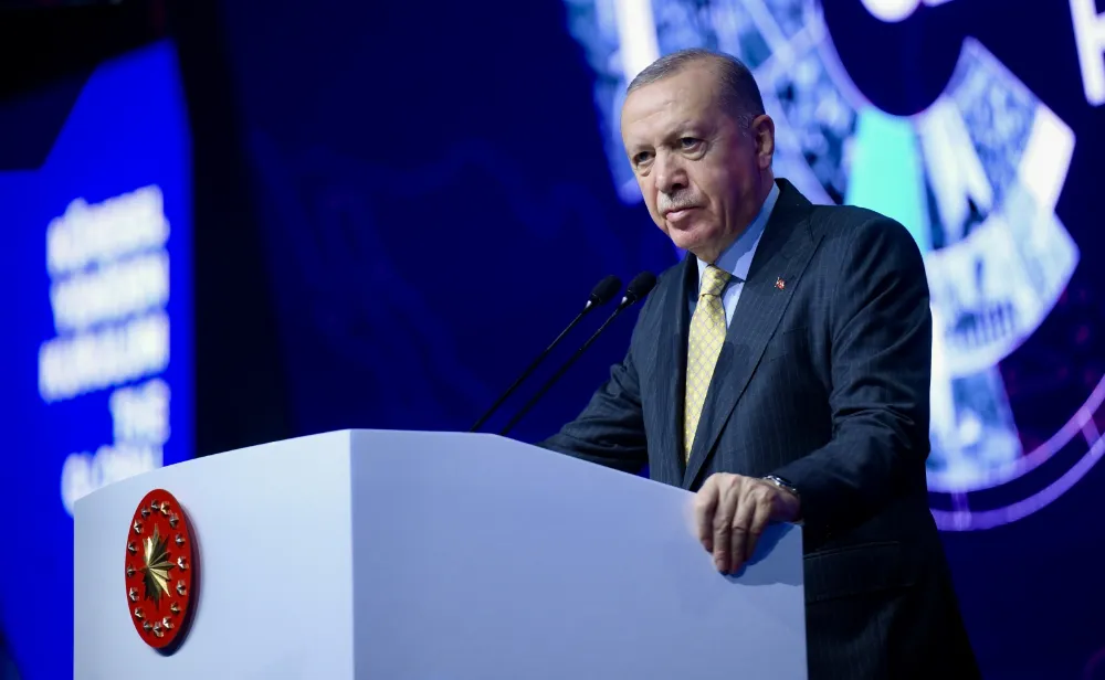 Özgürlük kavramıyla her türlü gayri ahlakilik meşrulaştırılmaya çalışılıyor