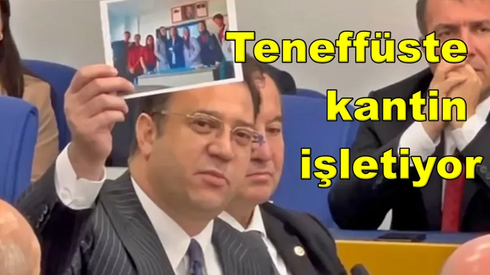 AK Parti Kadın Kolları Başkanı okulda derse giriyor