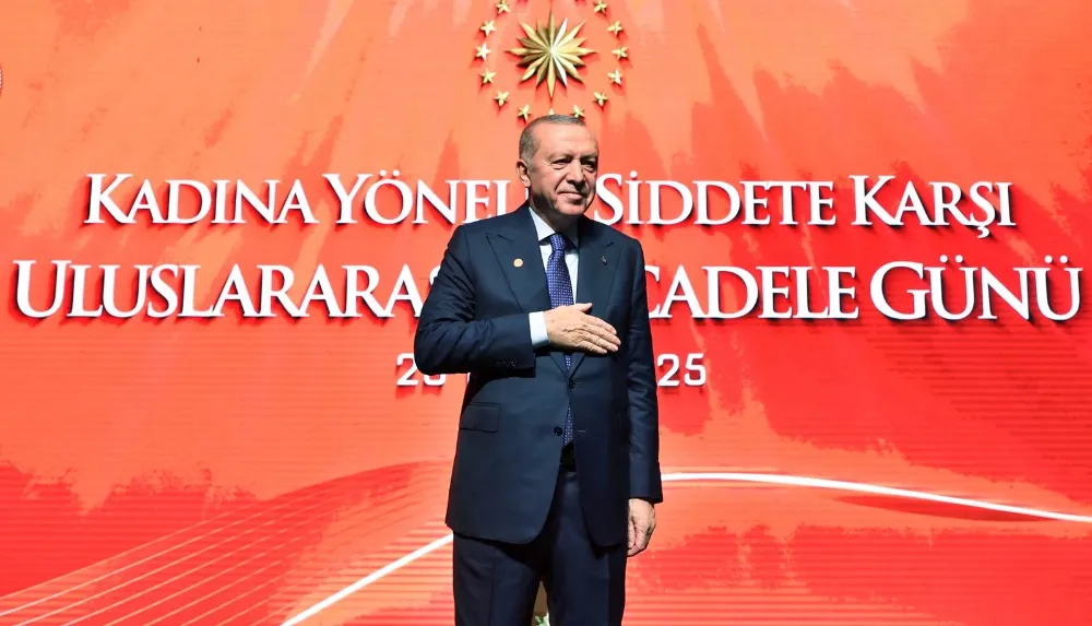 Kadına el kaldıranın eli de vicdanı da kararmıştır