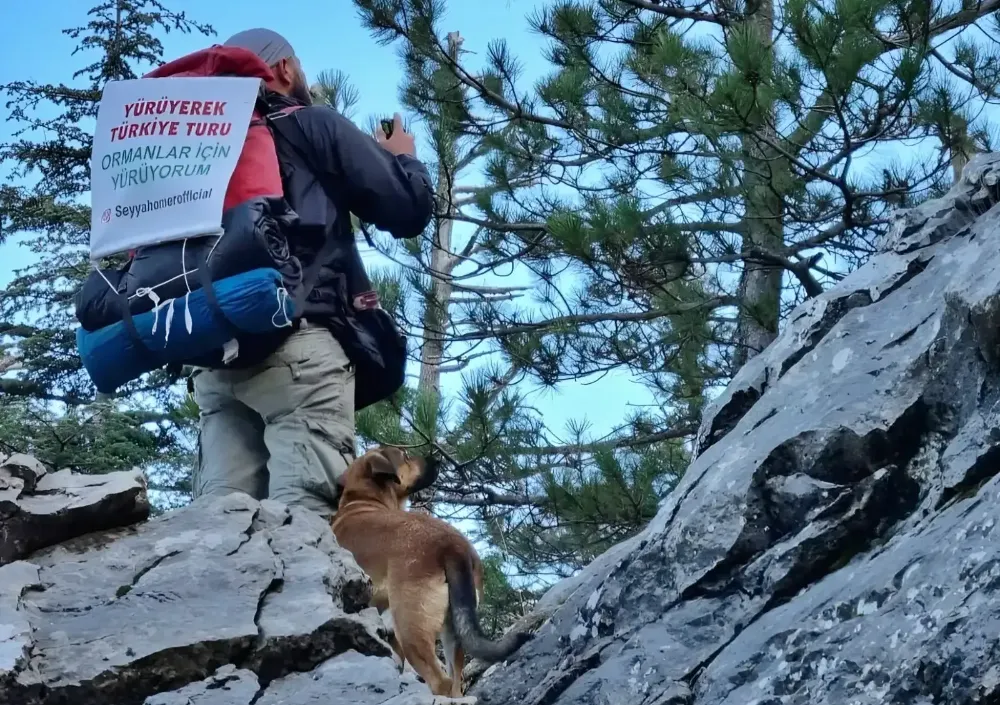 Seyyah Ömer ve Gezgin Necip Burdur’da 77. Fidanı Toprakla Buluşturdu
