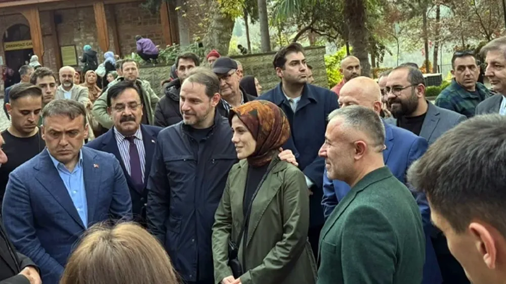 Berat Albayrak, Şeyh Edebali’nin türbesine gitti