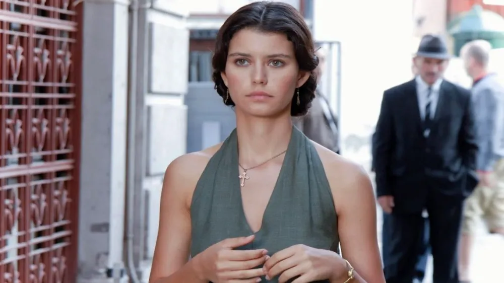 Beren Saat’ten gözaltılara tepki