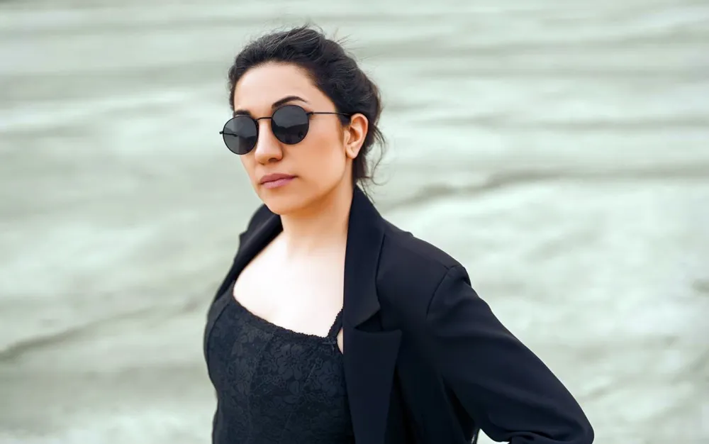  Aslıhan Obalıoğlu: Aşk dilenmiyorum 