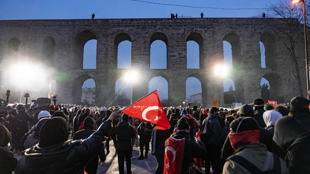 49 kişinin yargılandığı Saraçhane davası ertelendi