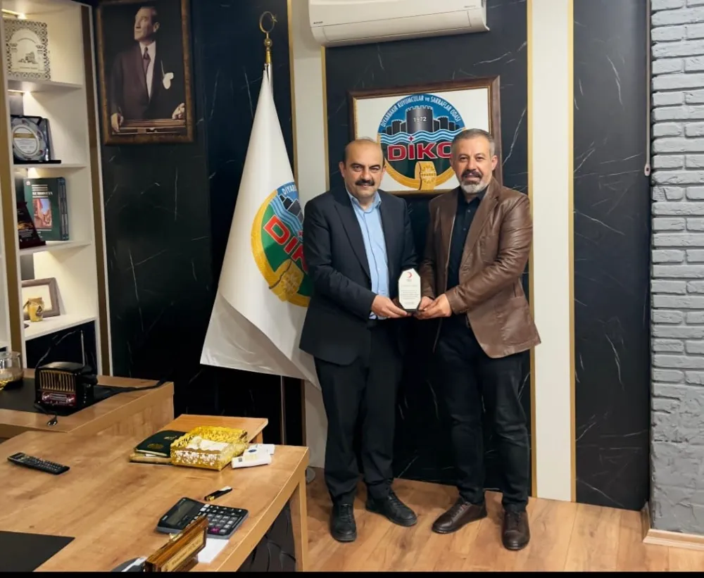 DİYARBAKIR KUYUMCULAR ODASI’NA “GÖNÜL STKLIĞI” ÖDÜLÜ
