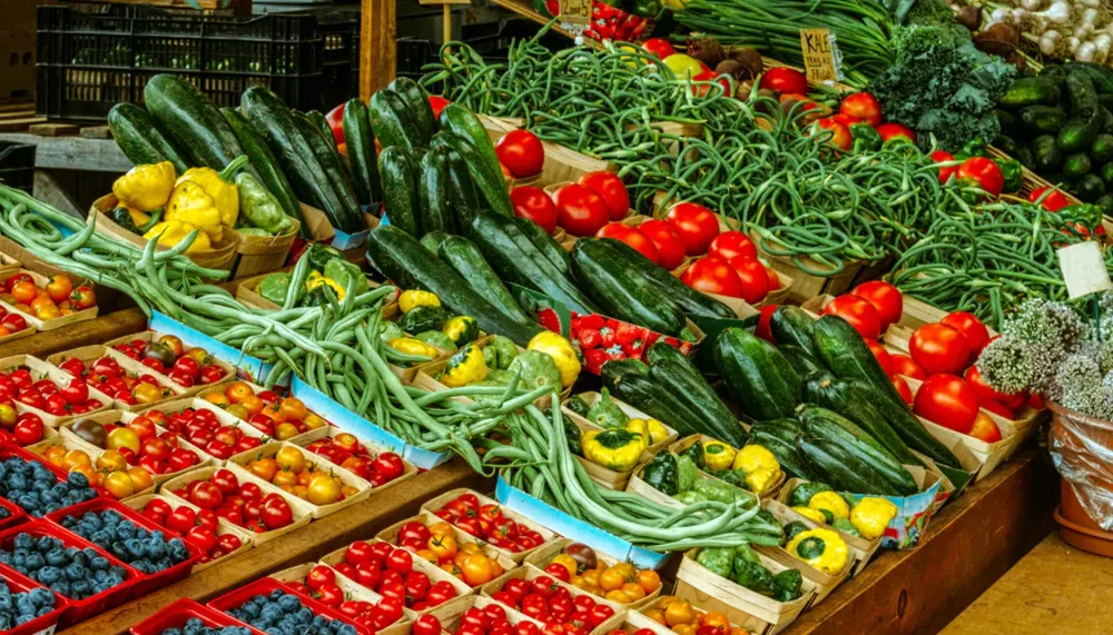 Pazar ve marketteki her üç üründen biri zehirli