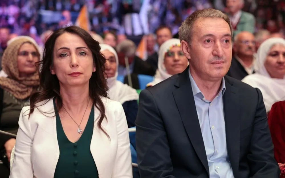 DEM Parti