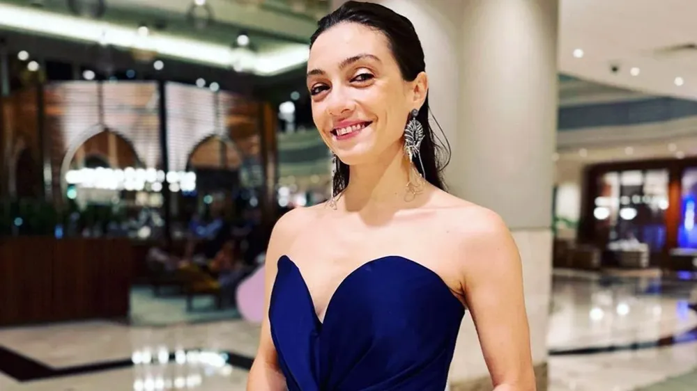 Merve Dizdar koşuda madalya kazandı