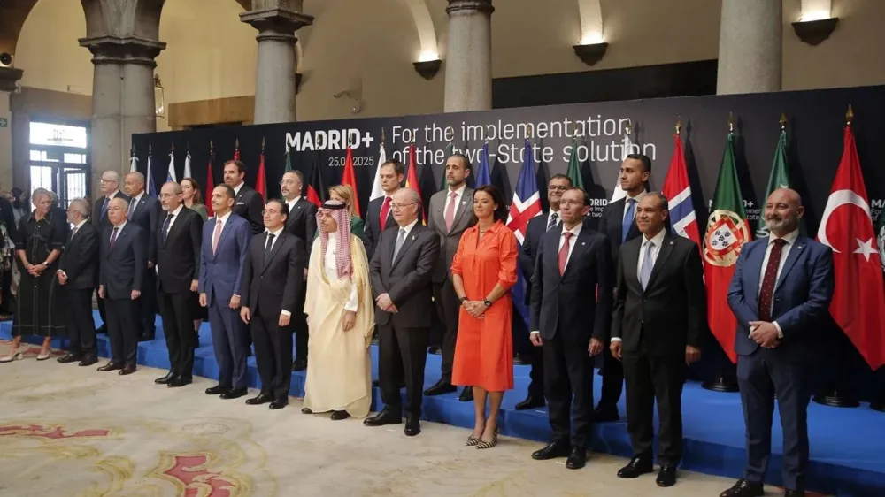 Madrid’de 20 ülkeden, Filistin