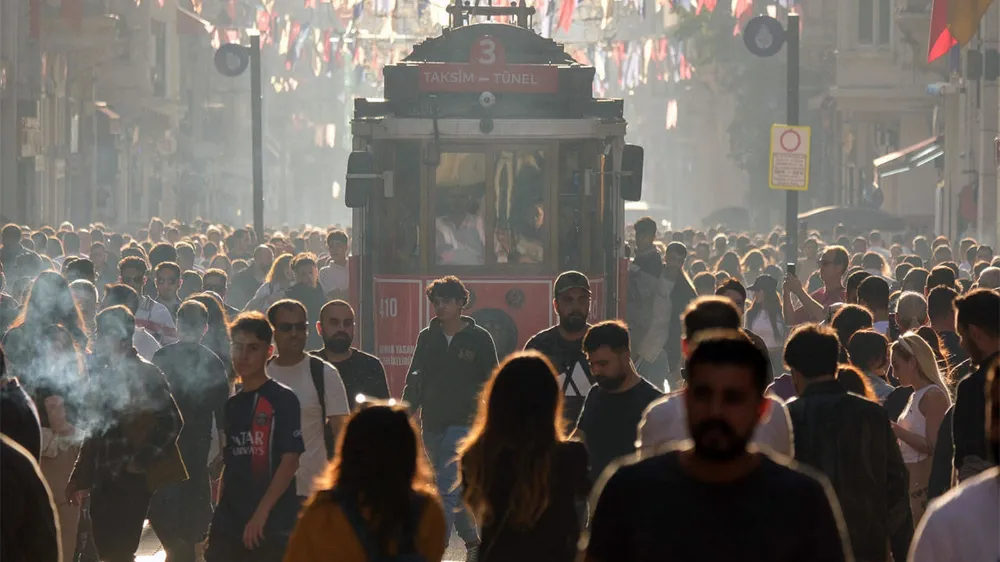 İşsiz sayısı son bir ayda 1,2 milyon arttı