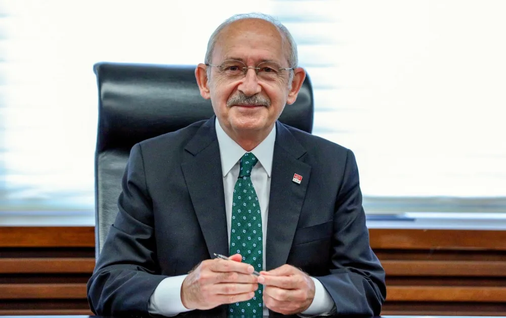 Kılıçdaroğlu mahkemenin boşaltacağı koltuğa oturma hayalleri kuruyor