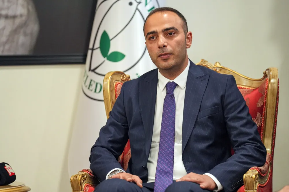 Parti içinde FETÖ geçmişi olmayan temiz birini bulamıyorlar