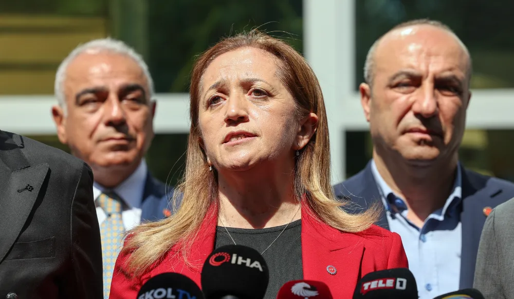 Asgari ücrete yılda iki kez zam yasal hakkımız