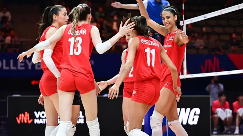 Filenin Sultanları Polonya’yı da devirdi!