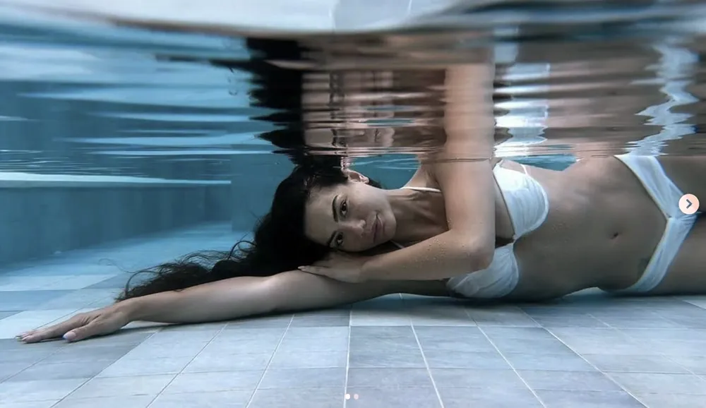 Demet Özdemir bayramda soluğu babasının yanında aldı