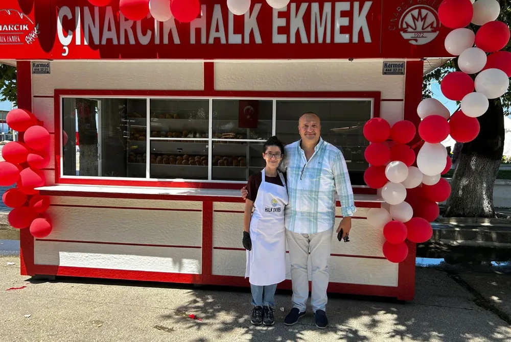 Sosyal Belediyecilik Çınarcık’ta Ekmeğe Dokundu