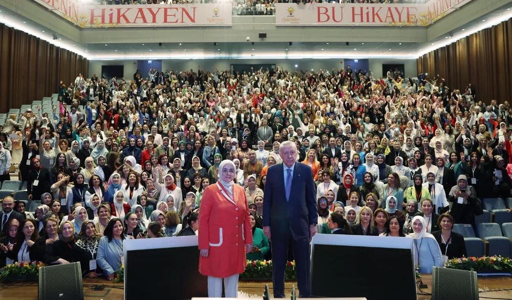 AK Parti’yi hanım kardeşlerimizle birlikte kurduk