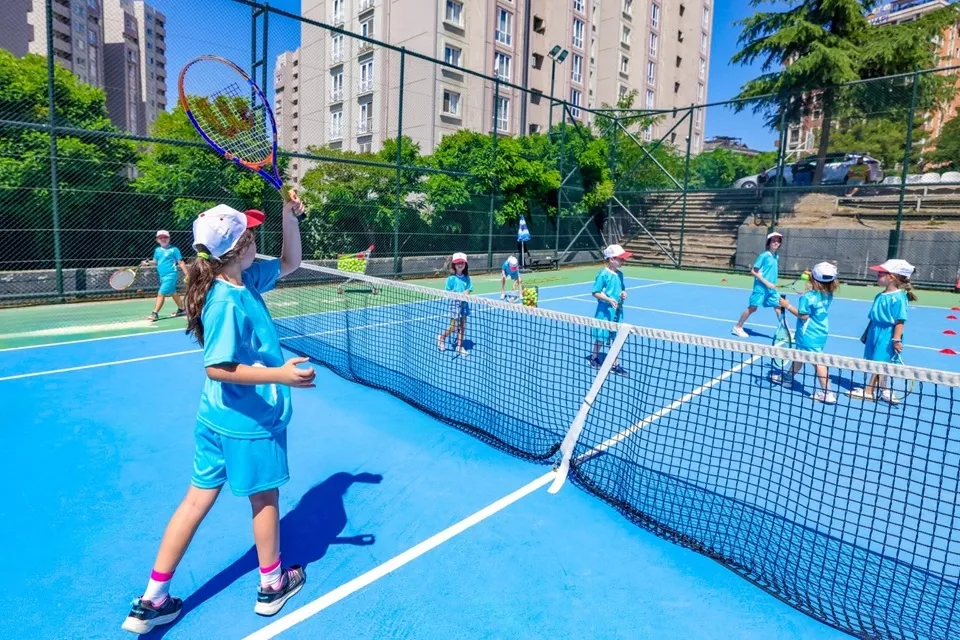 Minik Sporcular Ümraniye’de Yazı Dolu Dolu Yaşıyor