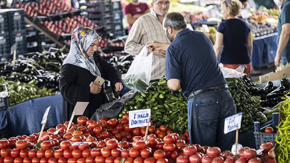 Açlık sınırı ile asgari ücret arasındaki makas açılmayı sürdürüryor