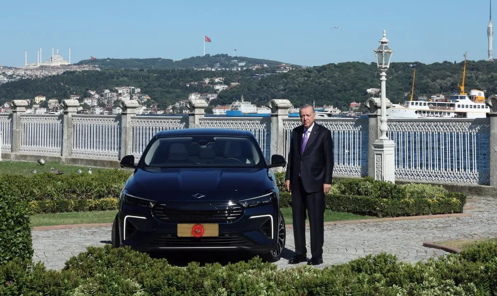 Erdoğan, TOGG T10F’i test etti