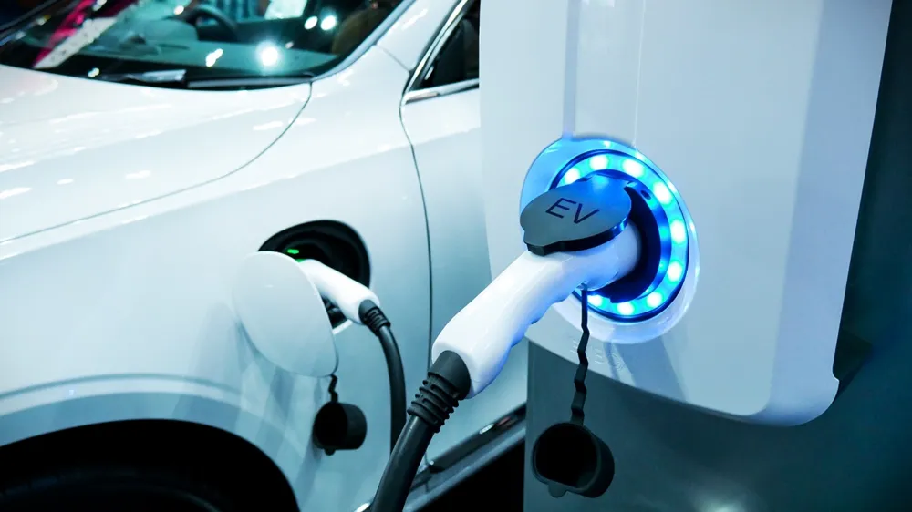 Elektrikli araç satışları dizeli geçti