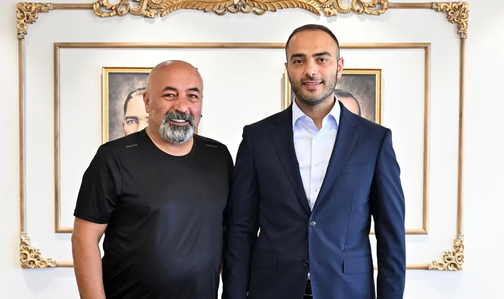Eray Karadeniz, Gazeteci Çavuş’u Makamında Ağırladı