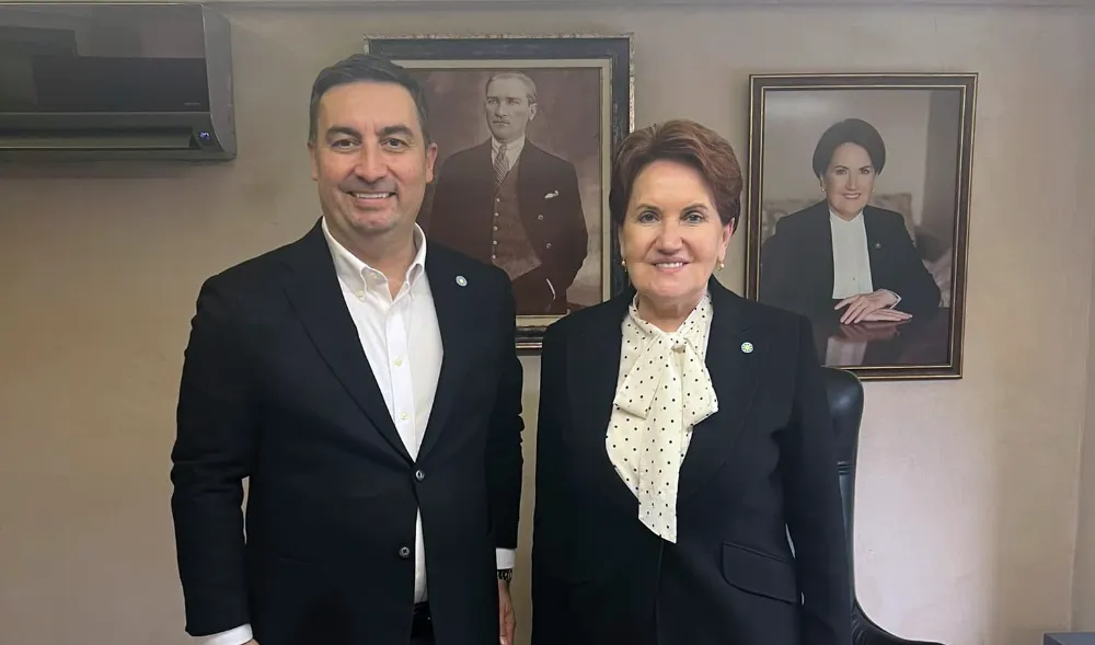 Kendi kurduğum partiyi kendi isteğimle bıraktım