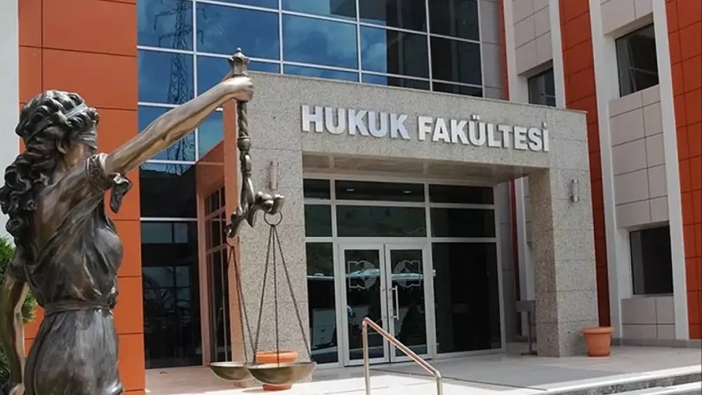Hukuk fakülteleri için yeni baraj oranı belli oldu