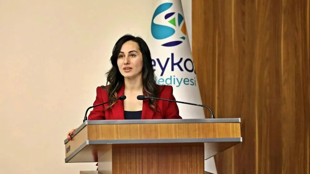  Özlem Vural Gürzel, CHP’den istifa etti
