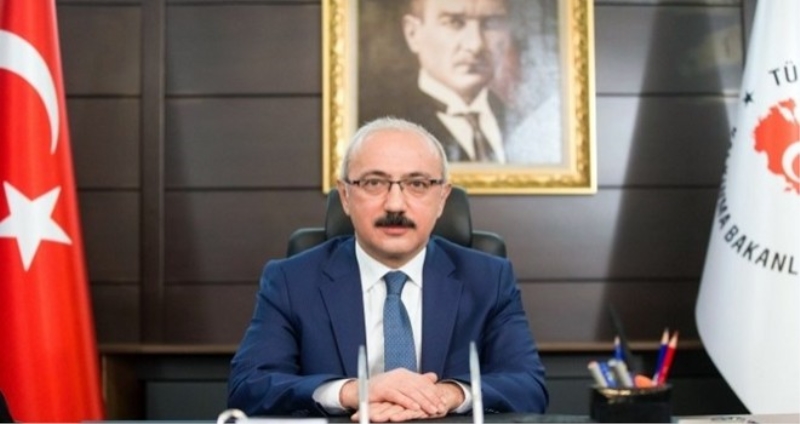 Lütfi Elvan: Yüzde 5’in üzerinde büyüyeceğiz