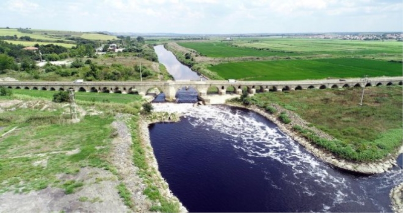Ergene Nehri alarm veriyor