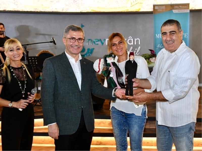Metin Özülkü ve Eda Özülkü çifti, Üsküdar