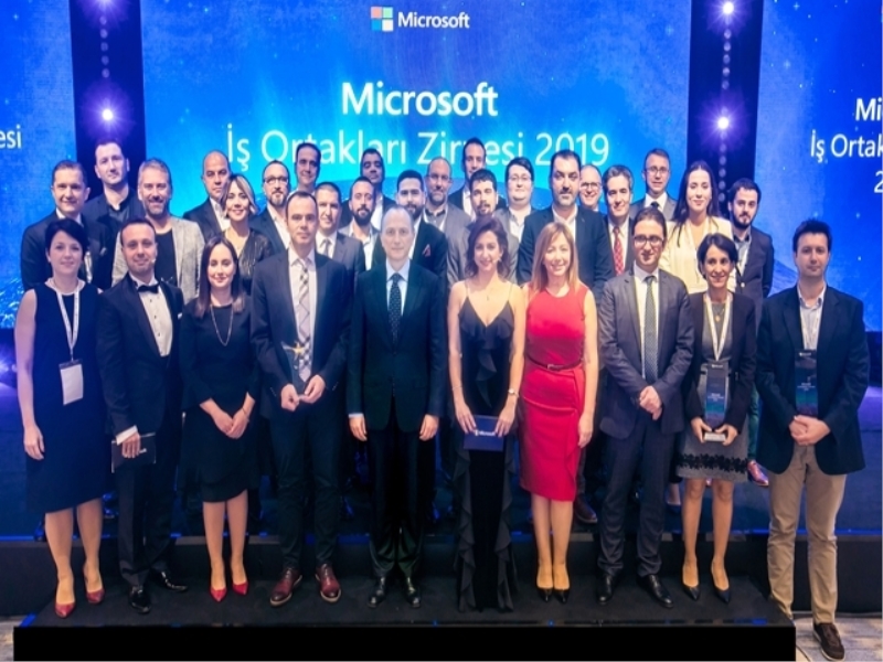 Microsoft Türkiye iş ortaklarını ödüllendirdi