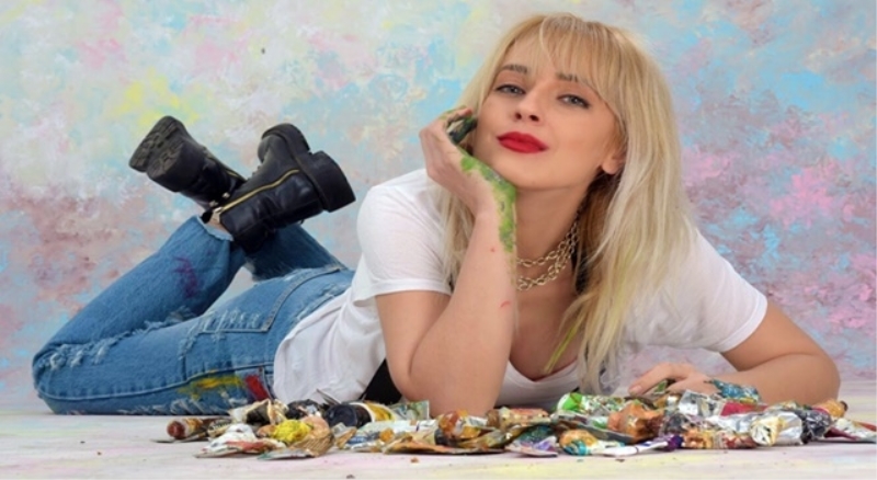 Ebru Ceylan’ın yeni macerası