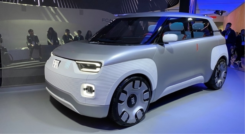 Fiat Concept Centoventi sergilendi